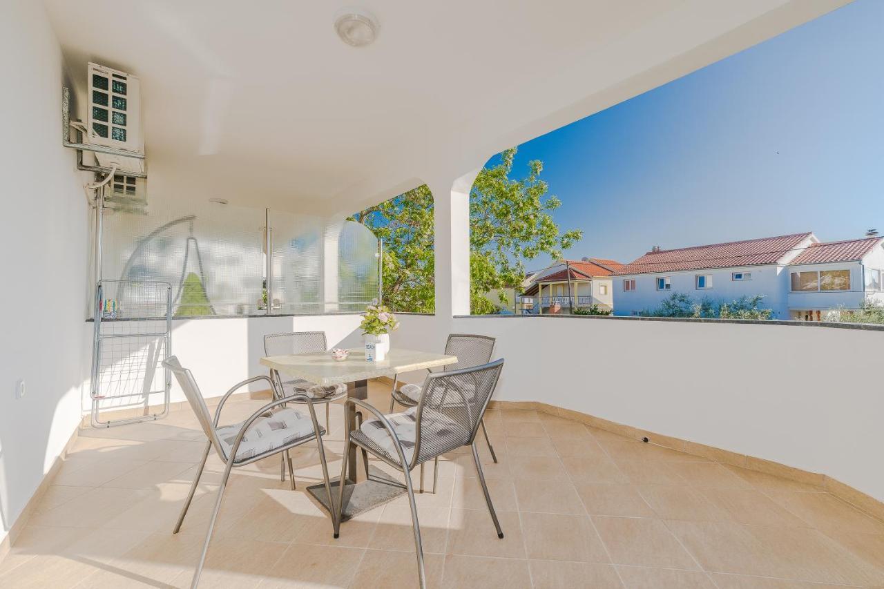 Apartments Marina Бибине Екстериор снимка