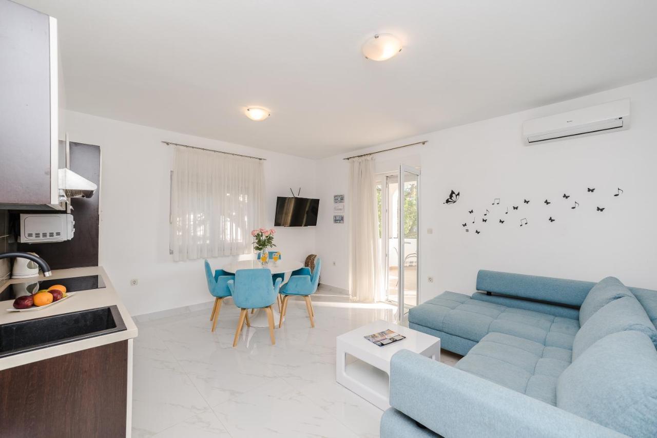 Apartments Marina Бибине Екстериор снимка